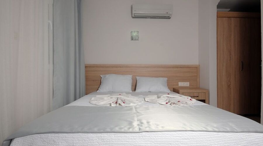 Anadolu Hotel  3*