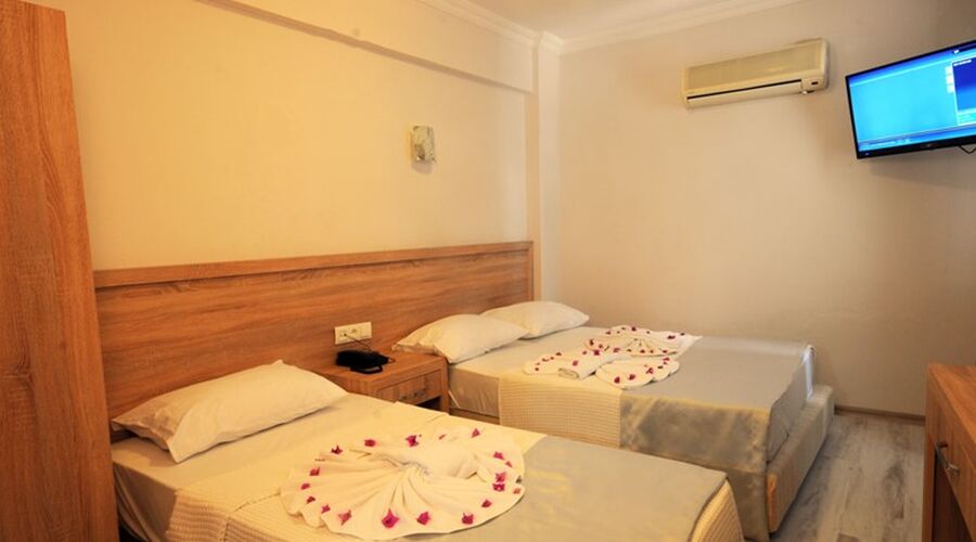 Anadolu Hotel  3*
