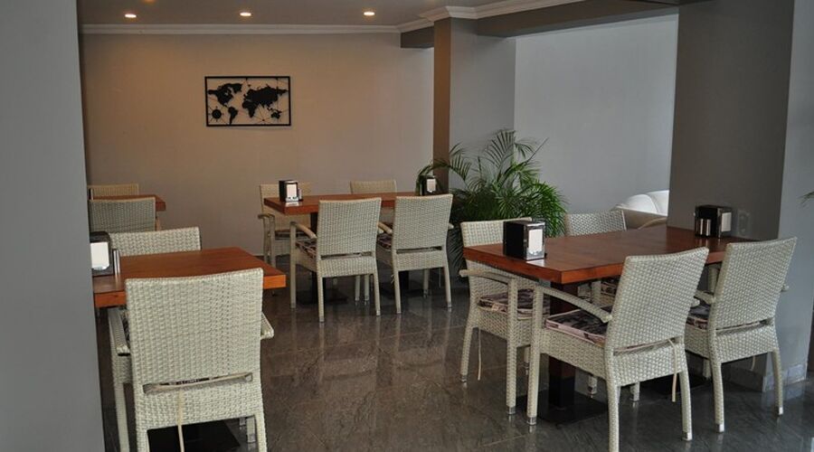 Anadolu Hotel  3*