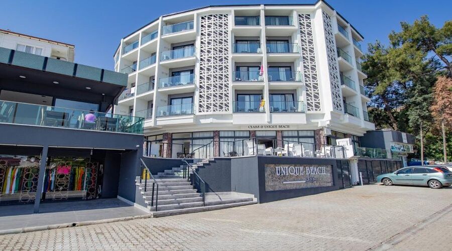 Class Unique Beach Hotel