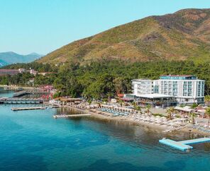 Class Unique Beach Hotel