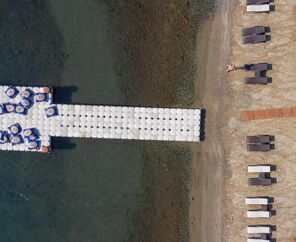 Class Unique Beach Hotel