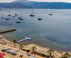 Class Unique Beach Hotel