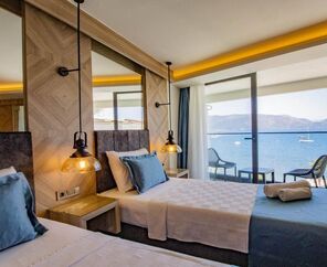 Class Unique Beach Hotel