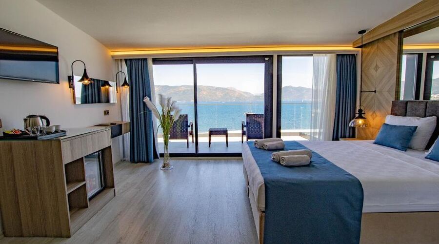 Class Unique Beach Hotel