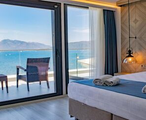 Class Unique Beach Hotel