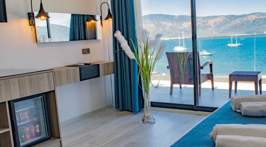 Class Unique Beach Hotel