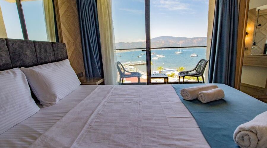 Class Unique Beach Hotel