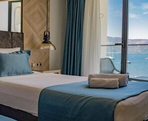 Class Unique Beach Hotel