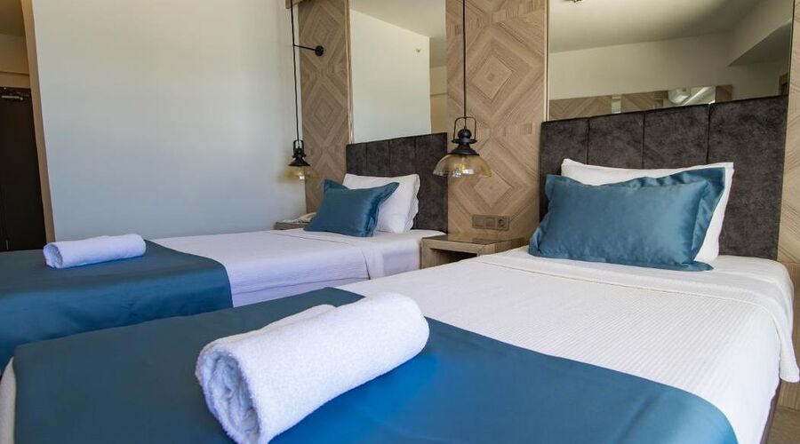 Class Unique Beach Hotel