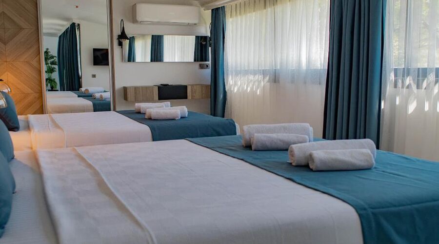 Class Unique Beach Hotel