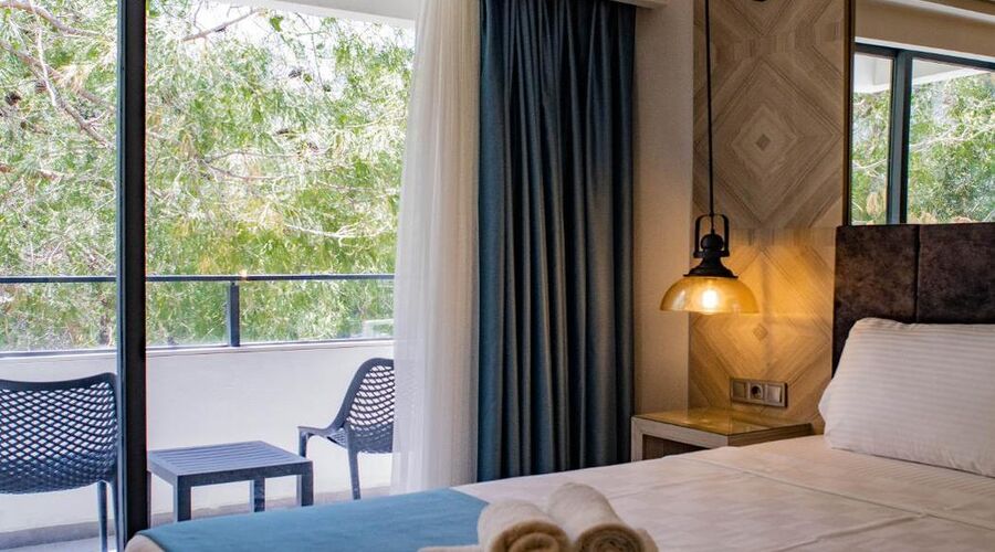 Class Unique Beach Hotel