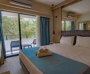 Class Unique Beach Hotel