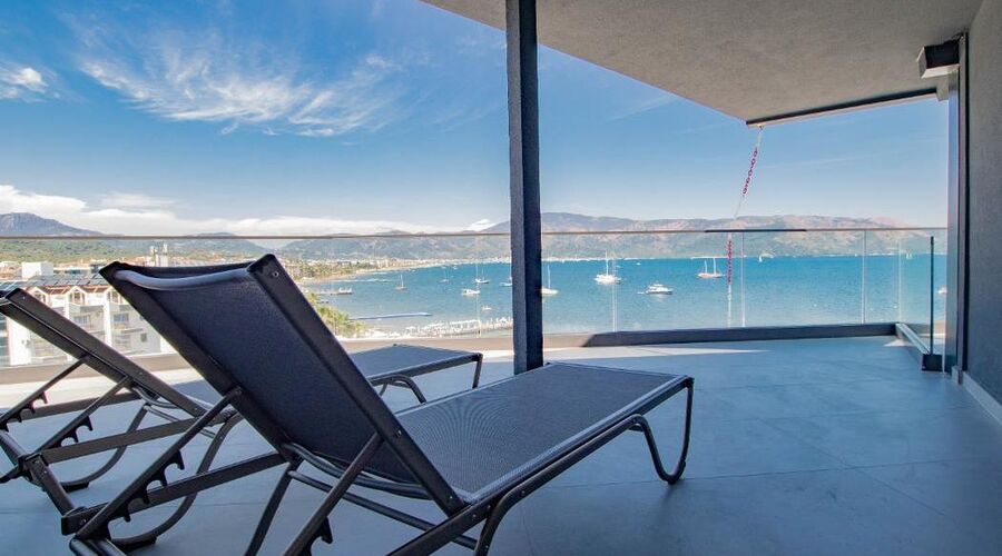 Class Unique Beach Hotel