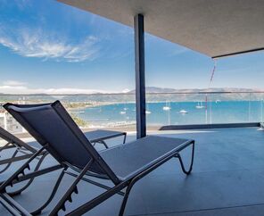 Class Unique Beach Hotel