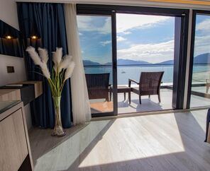 Class Unique Beach Hotel