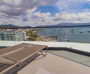 Class Unique Beach Hotel