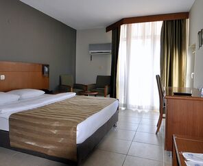 Surtel Hotel  3*
