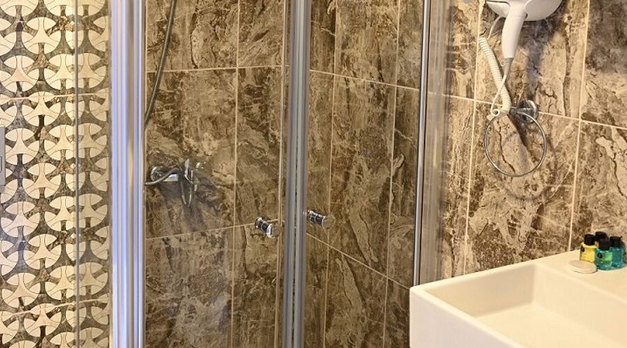 Roxx Royal Hotel  3*