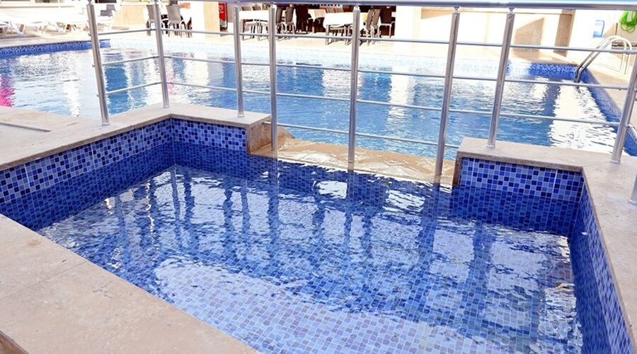 Roxx Royal Hotel  3*