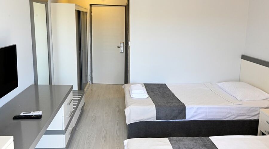 Roxx Royal Hotel  3*