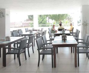 Arora Beach Hotel   4*