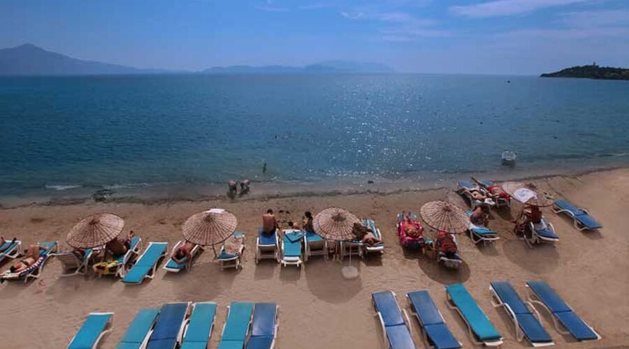 Arora Beach Hotel   4*