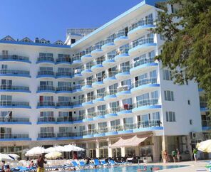 Arora Beach Hotel   4*