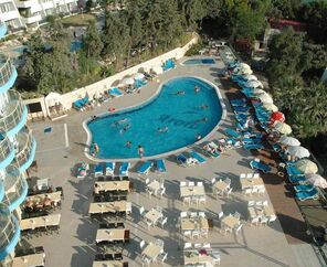 Arora Beach Hotel   4*