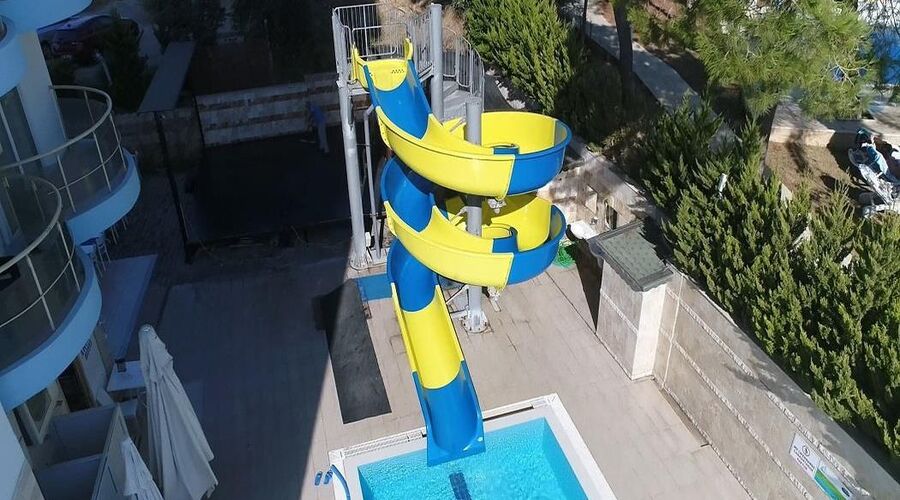 Arora Beach Hotel   4*