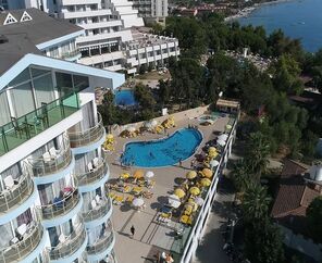Arora Beach Hotel   4*