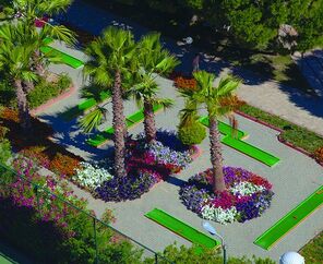 Batıhan Beach Resort  4*
