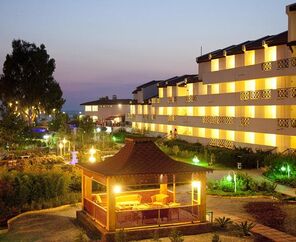 Sentinus Beach Hotel  4*