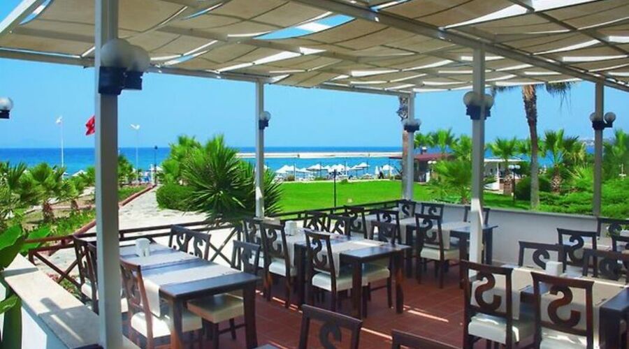 Sentinus Beach Hotel  4*