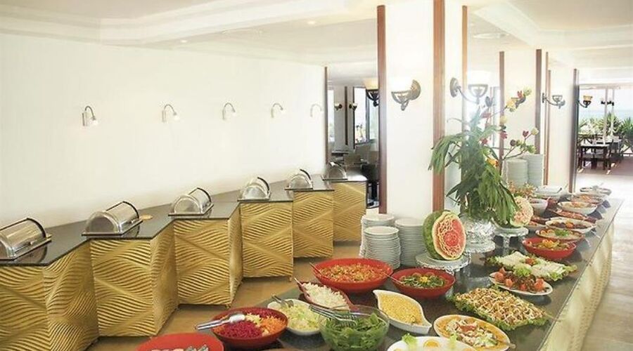 Sentinus Beach Hotel  4*