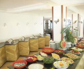 Sentinus Beach Hotel  4*