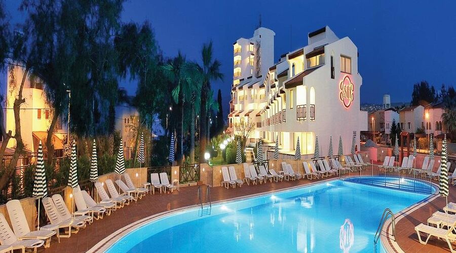 Sentinus Beach Hotel  4*