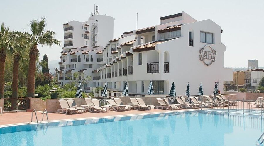 Sentinus Beach Hotel  4*