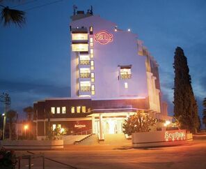 Sentinus Beach Hotel  4*