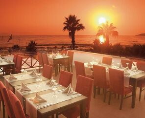 Sentinus Beach Hotel  4*