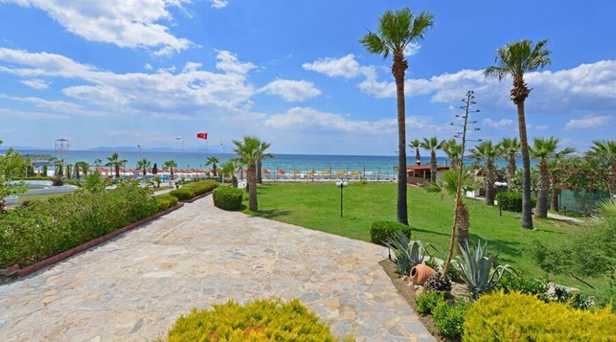 Sentinus Beach Hotel  4*