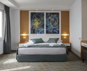 Adakule Ladonia Hotels   5*