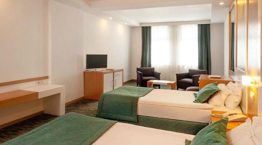 Adakule Ladonia Hotels   5*