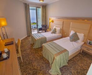 Grand Belish Hotel Beach Resort  5*