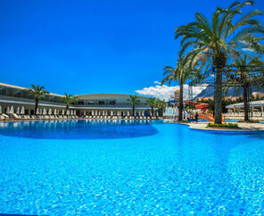 Transatlantik Hotel & Spa  5*
