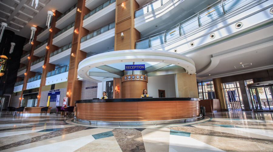 Transatlantik Hotel & Spa  5*