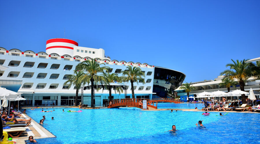 Transatlantik Hotel & Spa  5*