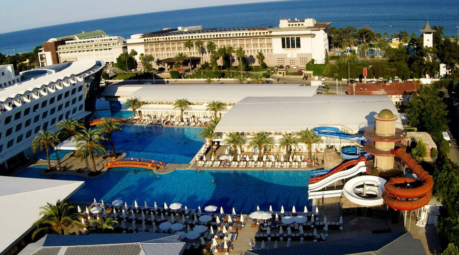 Transatlantik Hotel & Spa  5*