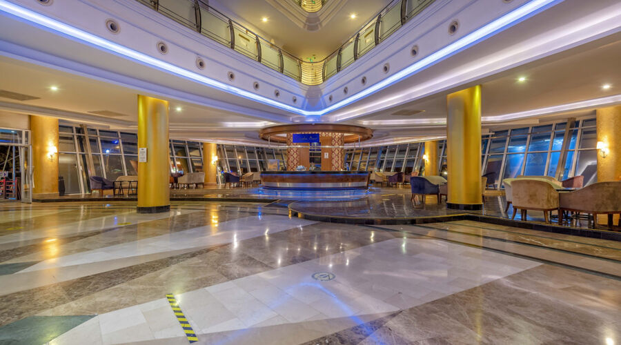 Transatlantik Hotel & Spa  5*