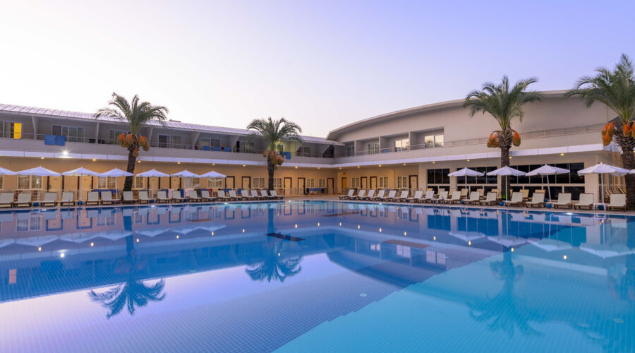 Transatlantik Hotel & Spa  5*